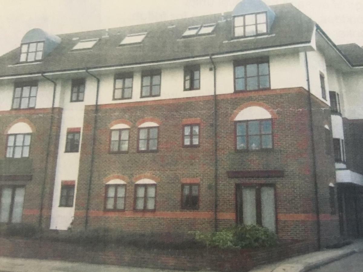 2 Bedrooms Apartment With Free Parking Lancing Eksteriør bilde